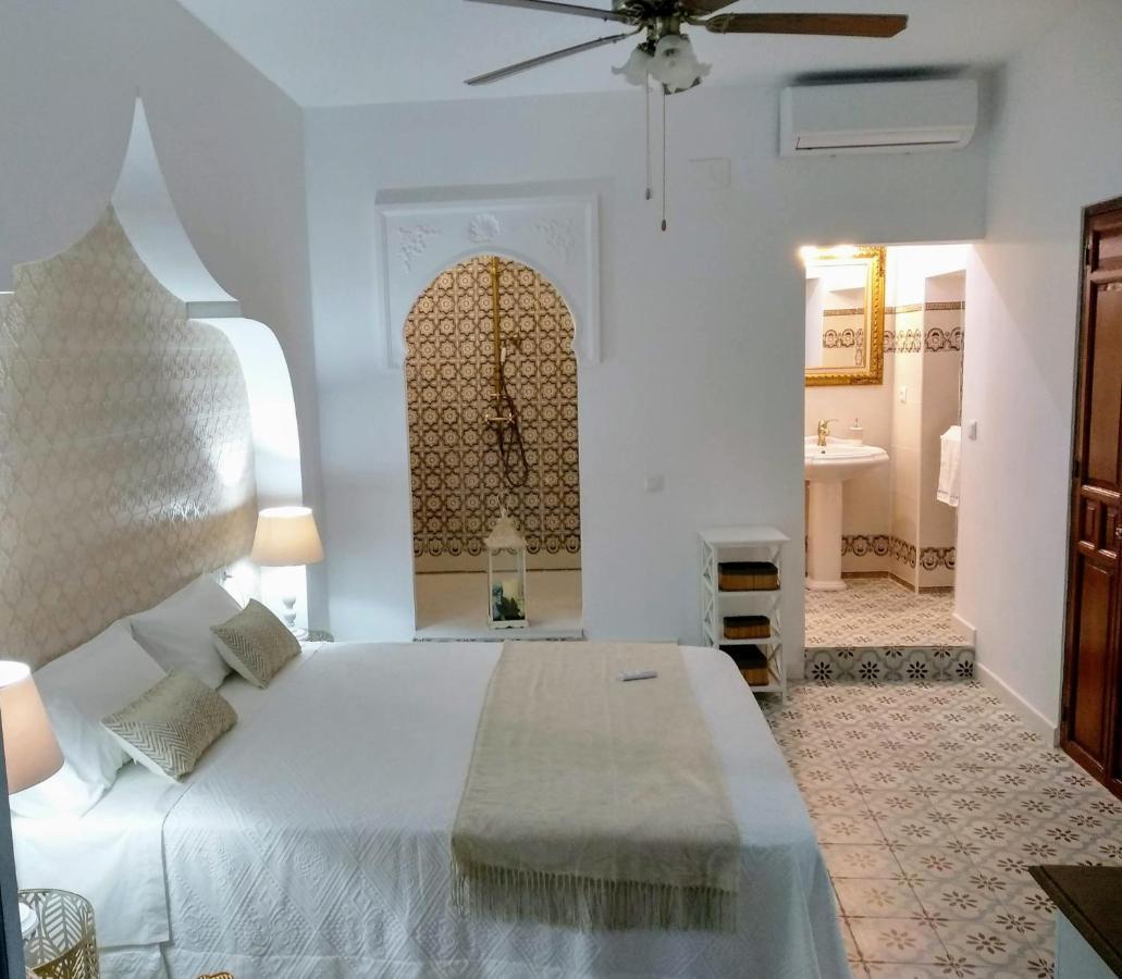 Vivienda Turistica Califato En Casco Historico Apartment Cordoba Exterior photo